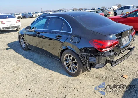 2020 Mercedes-Benz A 220 z USA, uszkodzony, nr VIN W1K3G4EBXLW046095